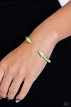 Load image into Gallery viewer, Punky Plot Twist- Green
